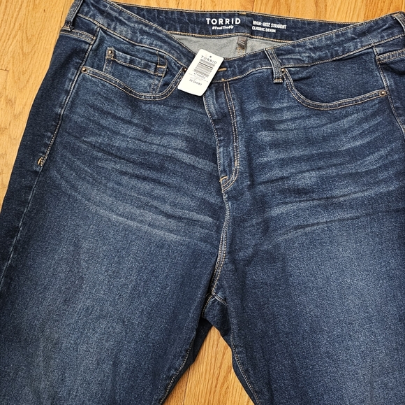 Torrid High-Rise Straight Classic Denim Jeans Size 20S - Picture 3 of 3